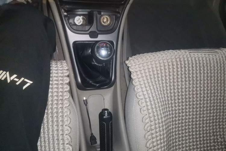 Used Citroen Elysee 2012 Sedan 1.6L Manual Tech Model Gear Lever