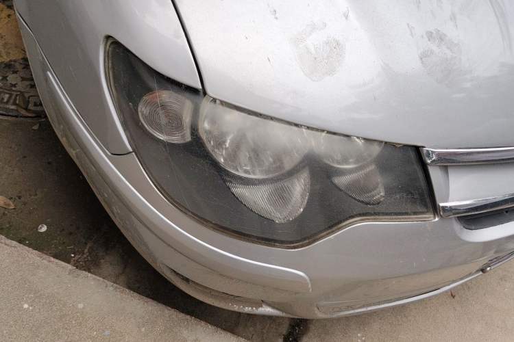 Used Citroen Elysee 2012 Sedan 1.6L Manual Tech Model CNG Right Front Headlight