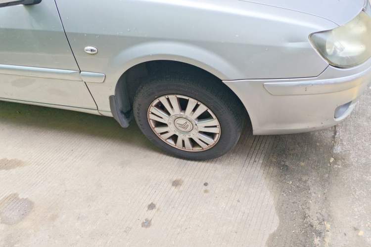 Used Citroen Elysee 2012 Sedan 1.6L Manual Tech Model Right Front Wheel Hub