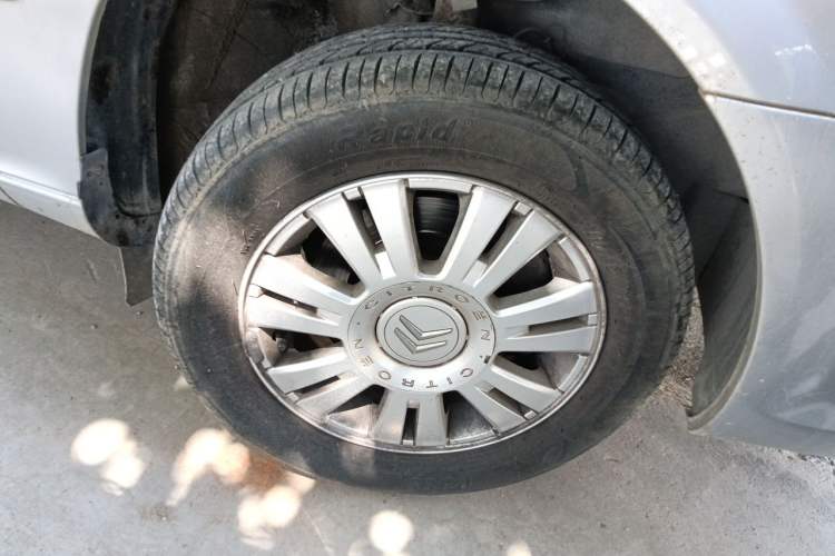 Used Citroen Elysee 2012 Sedan 1.6L Manual Tech Model CNG Right Front Wheel Hub