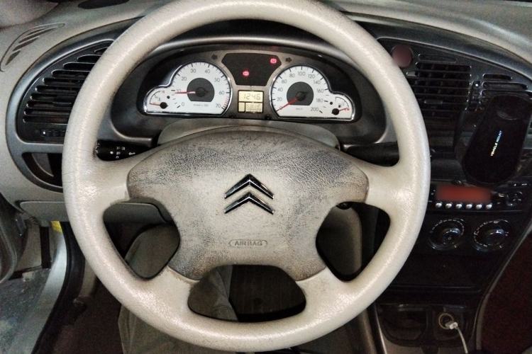 Used Citroen Elysee 2012 Sedan 1.6L Manual Tech Model Steering Wheel
