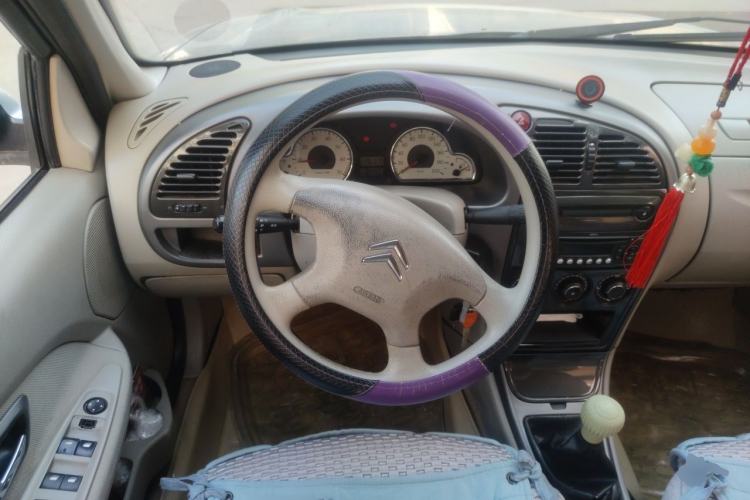Used Citroen Elysee 2012 Sedan 1.6L Manual Tech Model CNG Steering Wheel