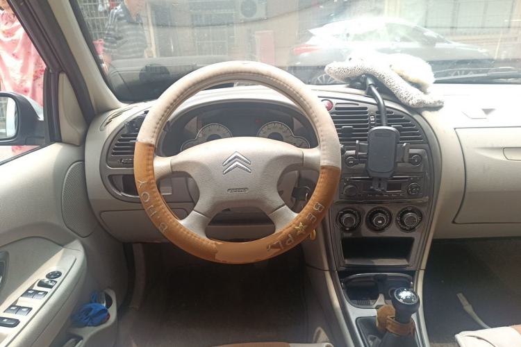 Used Citroen Elysee 2012 Sedan 1.6L Manual Tech Model Steering Wheel