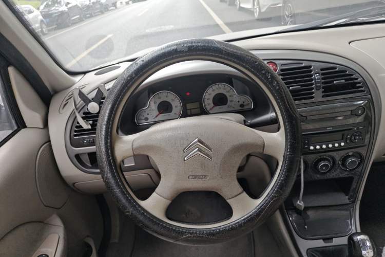 Used Citroen Elysee 2012 Sedan 1.6L Manual Tech Model Steering Wheel