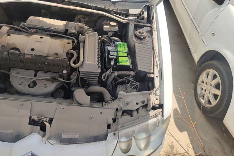 Used Citroen Elysee 2012 Sedan 1.6L Manual Tech Model Engine Bay Left