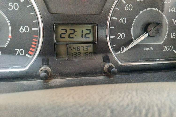 Used Citroen Elysee 2012 Sedan 1.6L Manual Tech Model Odometer Close Up