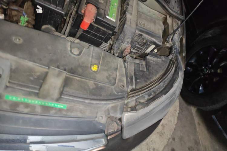 Used Citroen Elysee 2013 Sedan Classic 1.6L Automatic Tech Edition Engine Bay Left