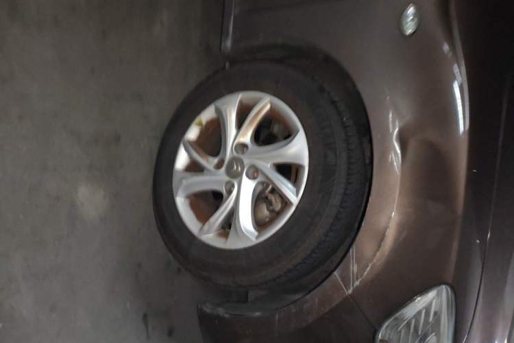 Used Citroen Elysee 2013 Sedan Classic 1.6L Automatic Tech Edition Right Front Wheel Hub