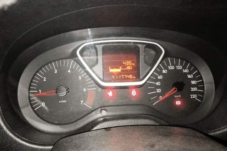 Used Citroen Elysee 2013 Sedan Classic 1.6L Manual Luxury Model with Sunroof Instrument Cluster