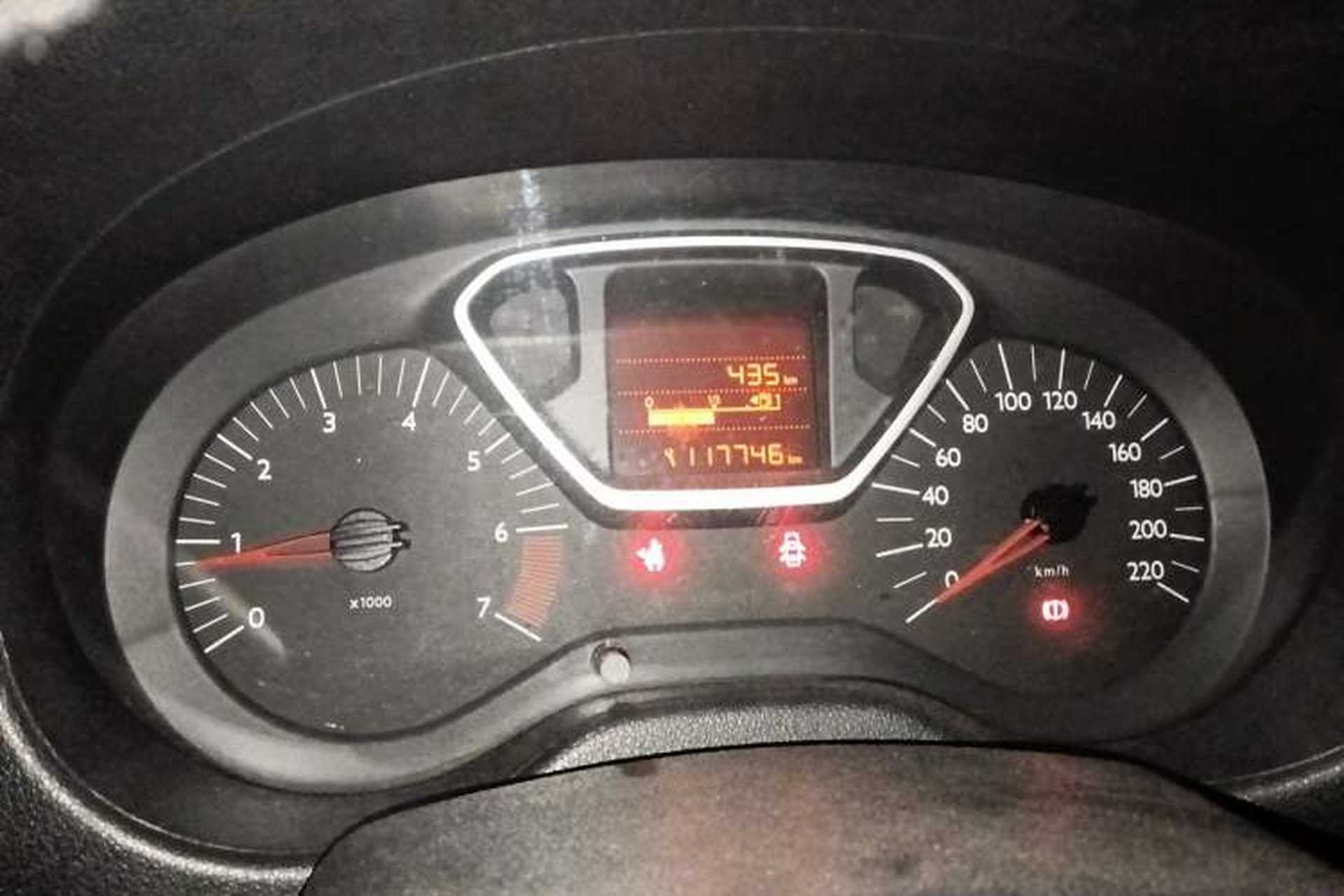 Used Citroen Elysee 2013 Sedan Classic 1.6L Manual Luxury Model with Sunroof Instrument Cluster