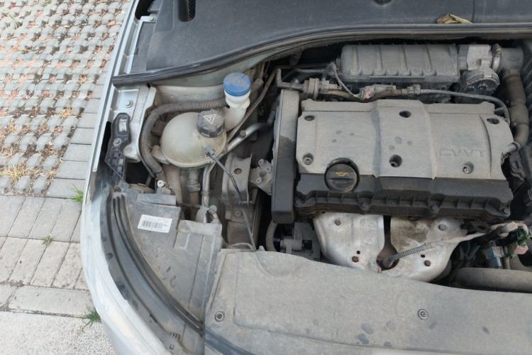 Used Citroen Elysee 2013 Sedan Classic 1.6L Manual Luxury Model with Sunroof Engine Bay Right