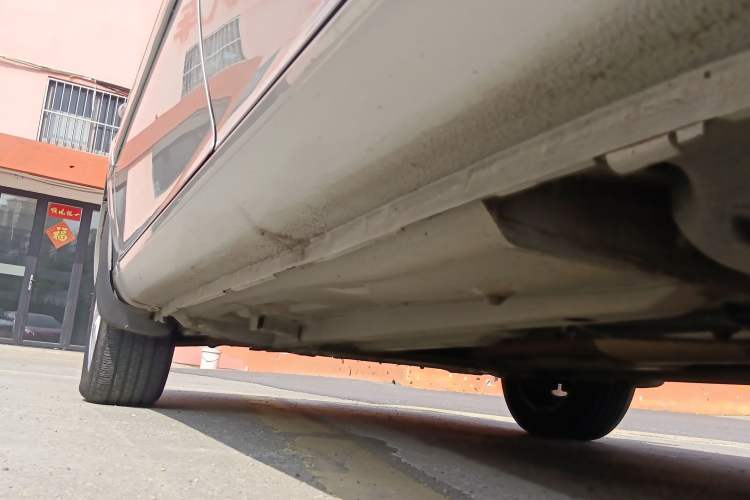 Used Citroen Elysee 2013 Sedan Classic 1.6L Manual Tech Edition Left Side Sill