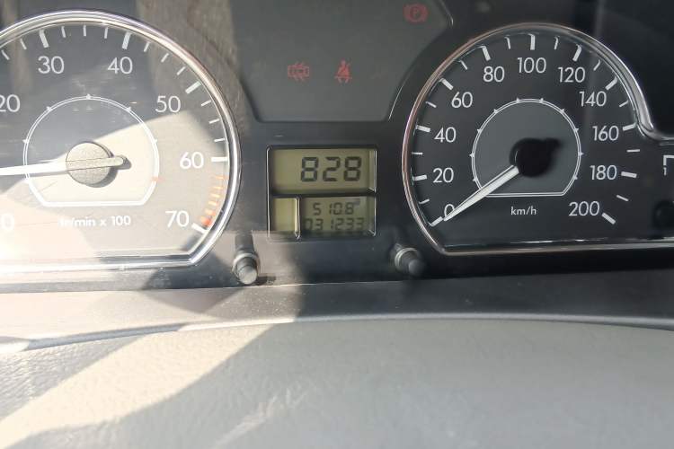 Used Citroen Elysee 2013 Sedan Classic 1.6L Manual Tech Edition Odometer Close Up