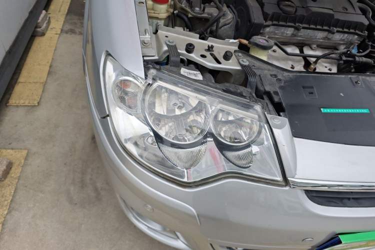 Used Citroen Elysee 2013 Sedan Classic 1.6L Automatic Tech Edition Right Front Headlight
