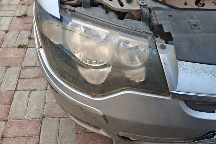 Used Citroen Elysee 2013 Sedan Classic 1.6L Manual Tech Model CNG Right Front Headlight