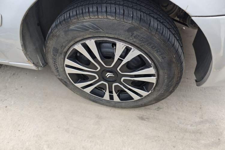 Used Citroen Elysee 2013 Sedan Classic 1.6L Automatic Tech Edition Right Front Wheel Hub