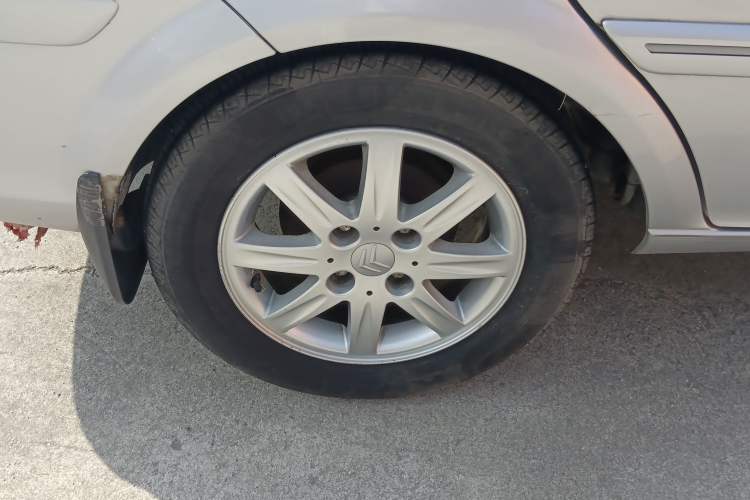 Used Citroen Elysee 2013 Sedan Classic 1.6L Manual Tech Edition Right Rear Wheel Hub