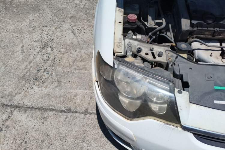 Used Citroen Elysee 2013 Sedan Classic 1.6L Manual Tech Edition Right Front Headlight