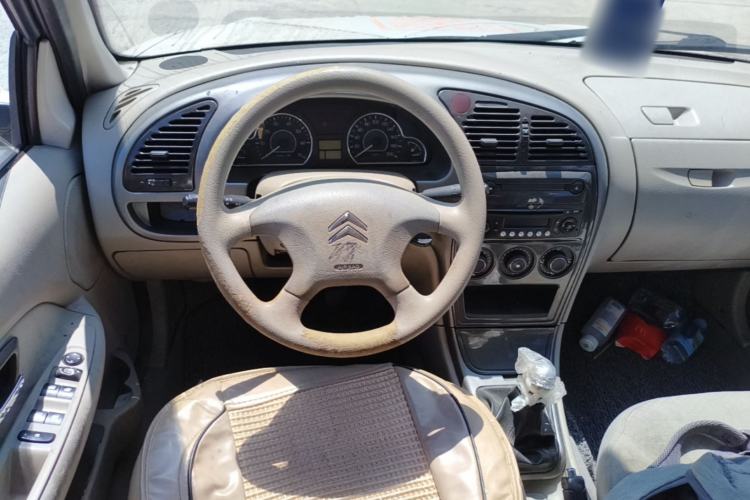 Used Citroen Elysee 2013 Sedan Classic 1.6L Manual Tech Edition Steering Wheel