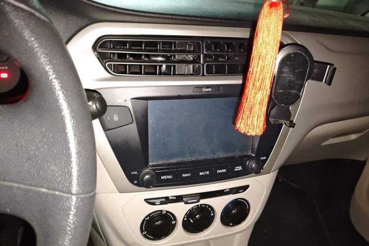 Used Citroen Elysee 2014 1.6L Manual Fashion Edition Audio And AC Panel