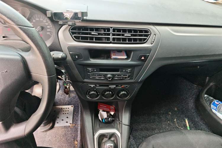 Used Citroen Elysee 2014 1.6L Manual Fashion Edition Audio And AC Panel