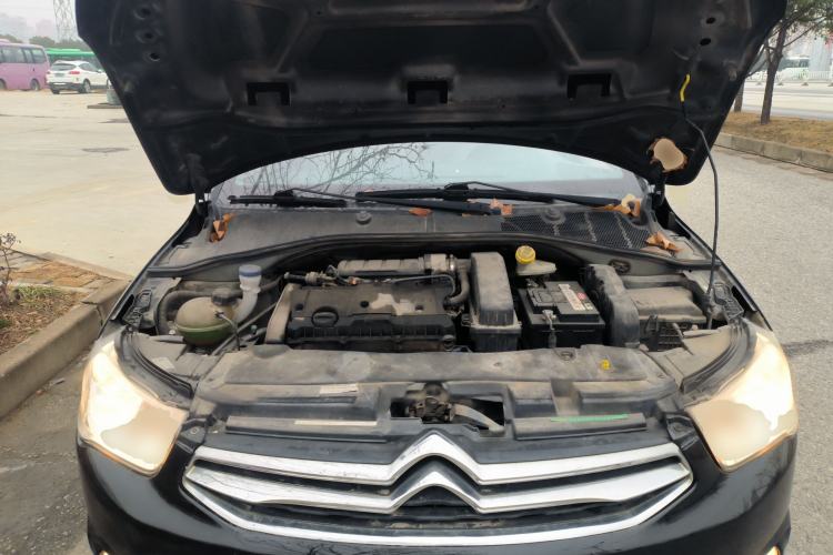 Used Citroen Elysee 2014 1.6L Manual Fashion Edition Engine Bay