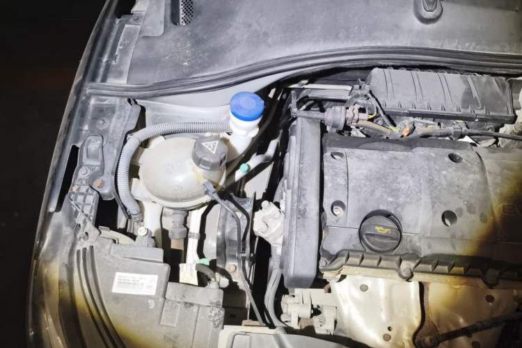 Used Citroen Elysee 2014 1.6L Manual Fashion Edition Engine Bay Right