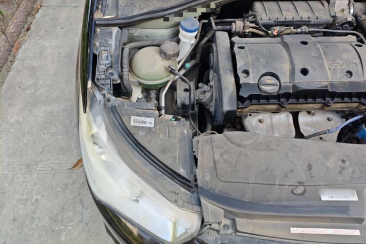 Used Citroen Elysee 2014 1.6L Manual Comfort Model Engine Bay Right