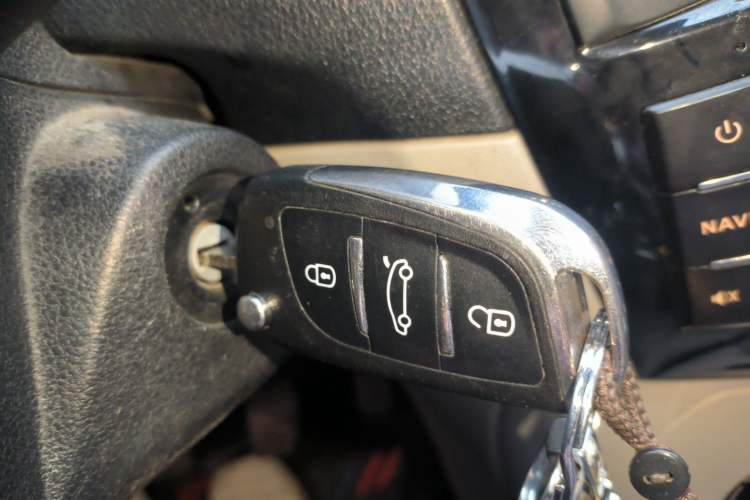 Used Citroen Elysee 2014 1.6L Manual Fashion Edition Interior 1