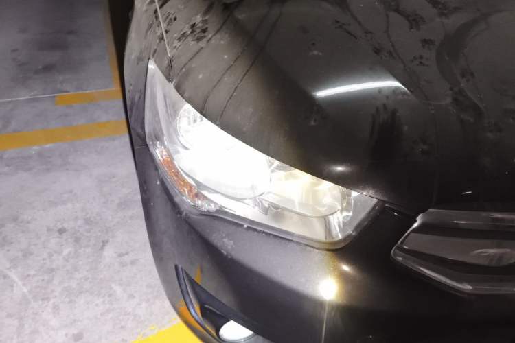 Used Citroen Elysee 2014 1.6L Manual Fashion Edition Right Front Headlight