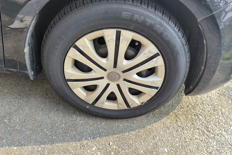 Used Citroen Elysee 2014 1.6L Manual Fashion Edition Right Front Wheel Hub