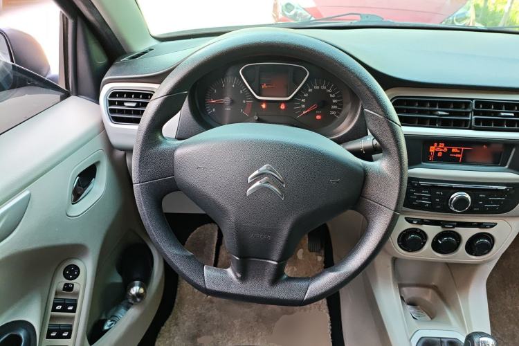 Used Citroen Elysee 2014 1.6L Manual Comfort Model Steering Wheel