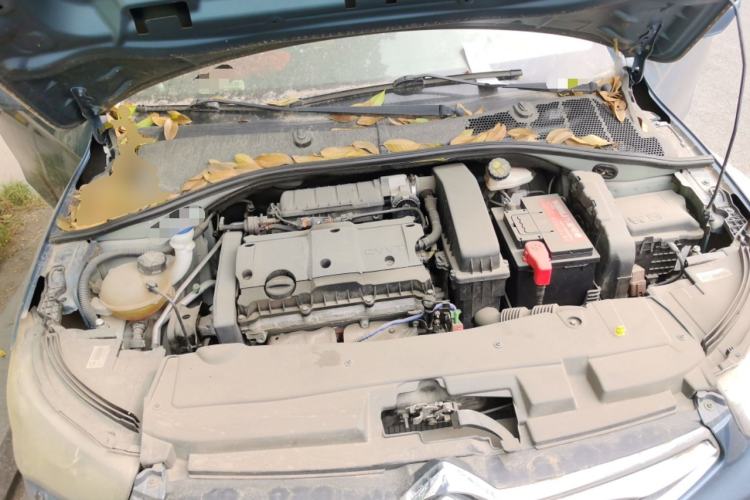 Used Citroen Elysee 2014 1.6L Manual Fashion Edition Engine Bay