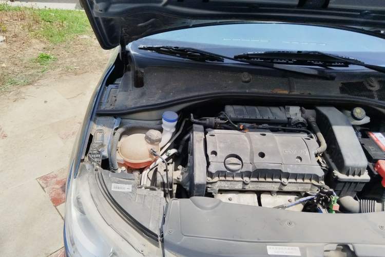 Used Citroen Elysee 2014 1.6L Manual Fashion Edition Engine Bay Right