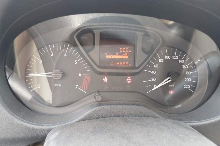 Used Citroen Elysee 2014 1.6L Manual Fashion Edition Odometer Close Up