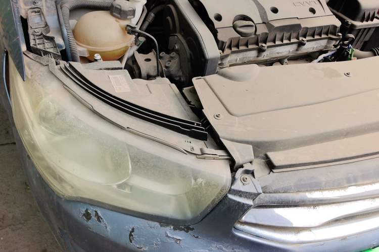 Used Citroen Elysee 2014 1.6L Manual Fashion Edition Right Front Headlight