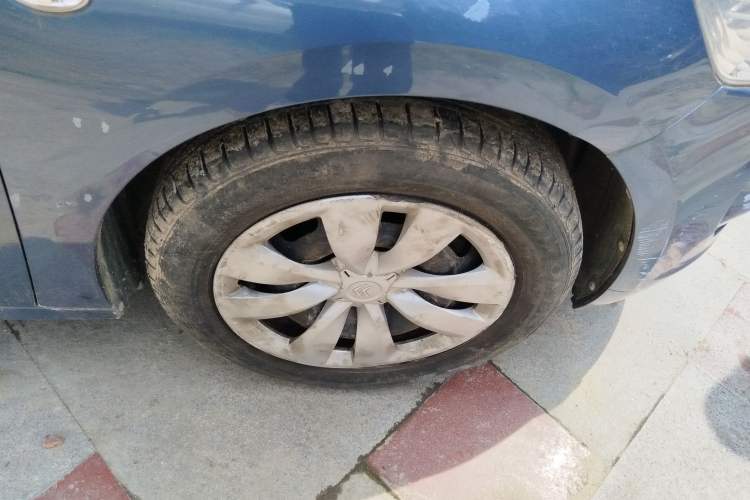 Used Citroen Elysee 2014 1.6L Manual Fashion Edition Right Front Wheel Hub