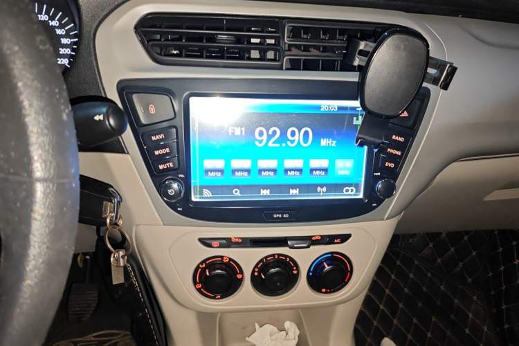 Used Citroen Elysee 2014 1.6L Manual Fashion Edition Audio And AC Panel