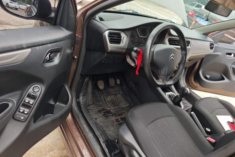 Used Citroen Elysee 2014 1.6L Manual Comfort Model Driver Seat