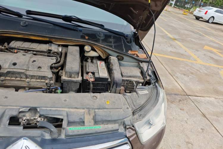 Used Citroen Elysee 2014 1.6L Manual Comfort Model Engine Bay Left
