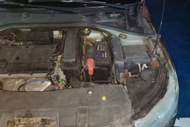 Used Citroen Elysee 2014 1.6L Manual Fashion Edition Engine Bay Left
