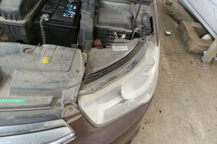 Used Citroen Elysee 2014 1.6L Manual Fashion Edition Engine Bay Left