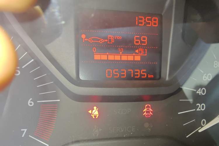 Used Citroen Elysee 2014 1.6L Manual Fashion Edition Odometer Close Up