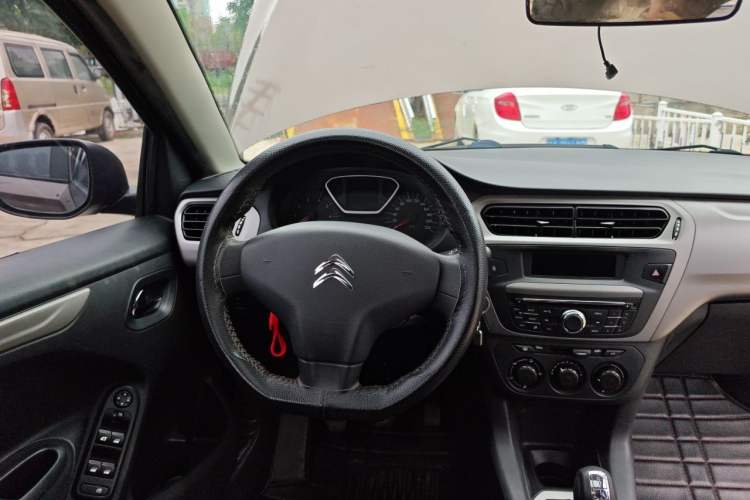 Used Citroen Elysee 2014 1.6L Manual Comfort Model Steering Wheel