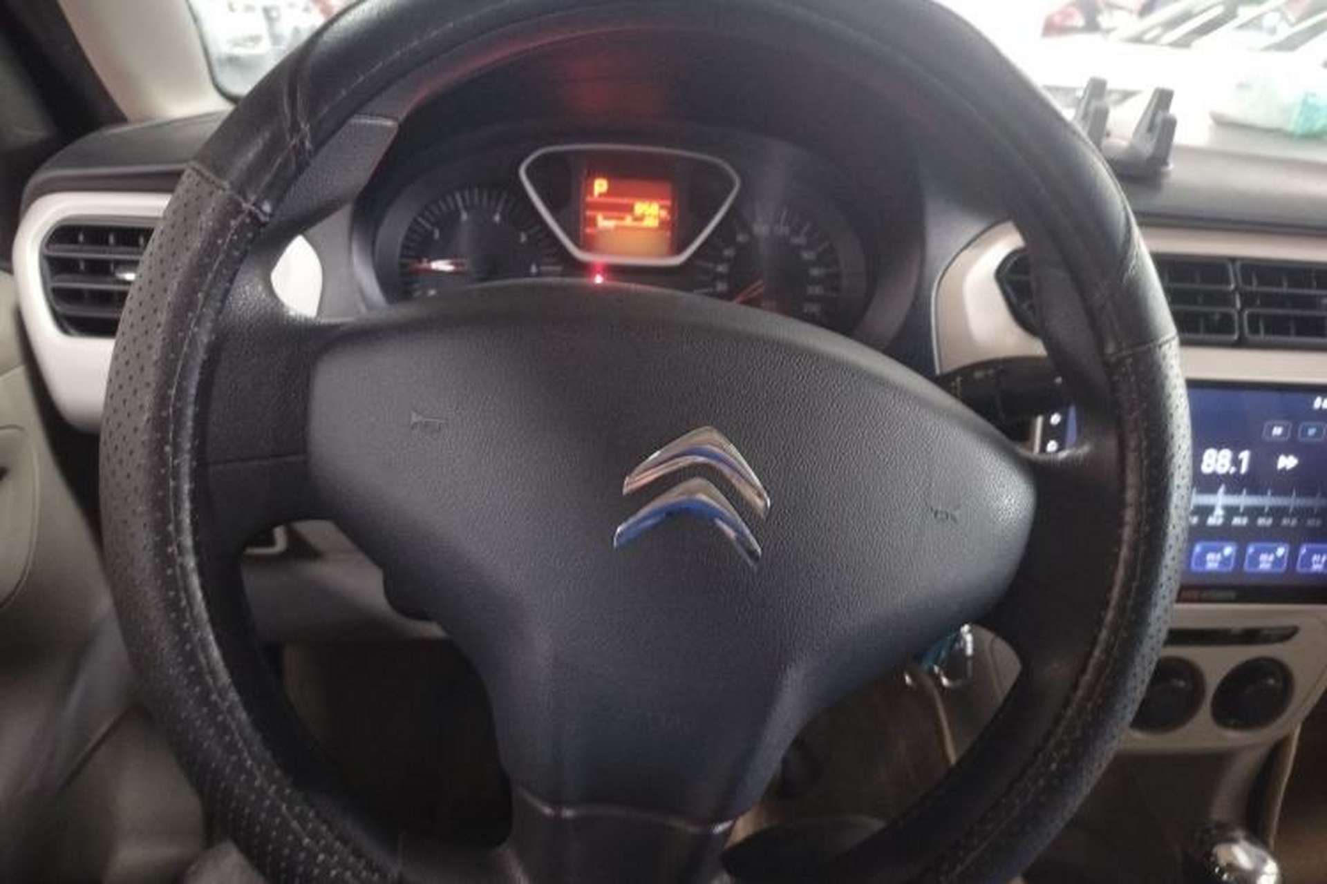 Used Citroen Elysee 2014 1.6L Automatic Fashion Model Steering Wheel