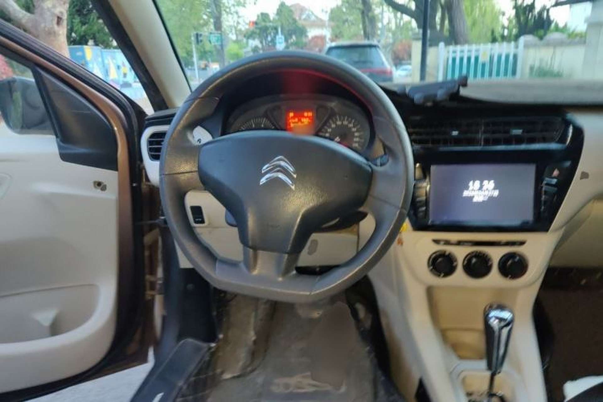 Used Citroen Elysee 2014 1.6L Automatic Fashion Model Steering Wheel