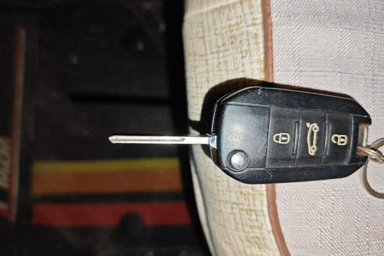 Used Citroen Elysee 2014 1.6L Manual Fashion Edition Vehicle Key