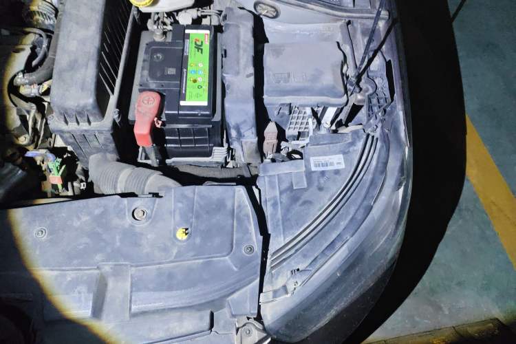 Used Citroen Elysee 2014 1.6L Manual Comfort Model Engine Bay Left