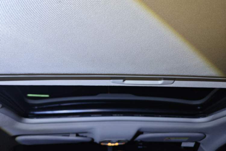 Used Citroen Elysee 2014 1.6L Manual Comfort Model Headliner