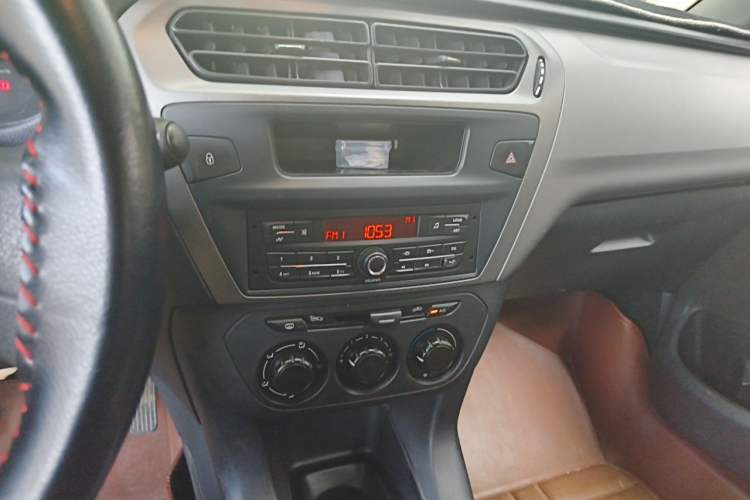 Used Citroen Elysee 2014 1.6L Manual Fashion Edition Audio And AC Panel